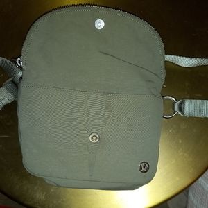 Lululemon bag
